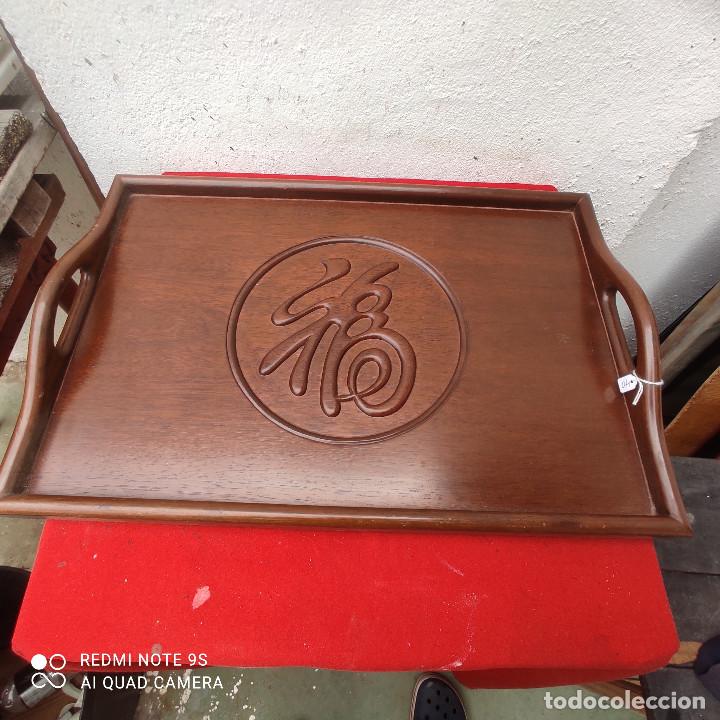 Vintage: bandeja de madera orioental - Foto 1