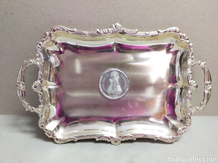 Vintage: BANDEJA DE NUESTRA SE&Ntilde;ORA DE COVADONGA. EN METAL. 2 ASAS