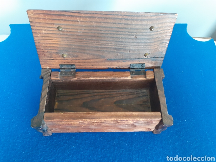 Vintage: PEQUE&Ntilde;O BA&Uacute;L DE MADERA. - Foto 2