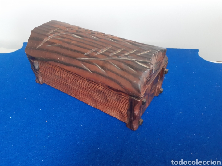 Vintage: PEQUE&Ntilde;O BA&Uacute;L DE MADERA. - Foto 1