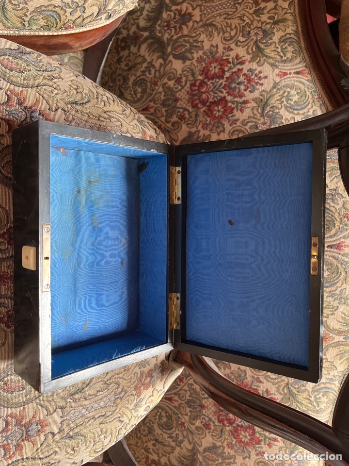 Vintage: Caja de madera lacada en negro para restaurar - Foto 3