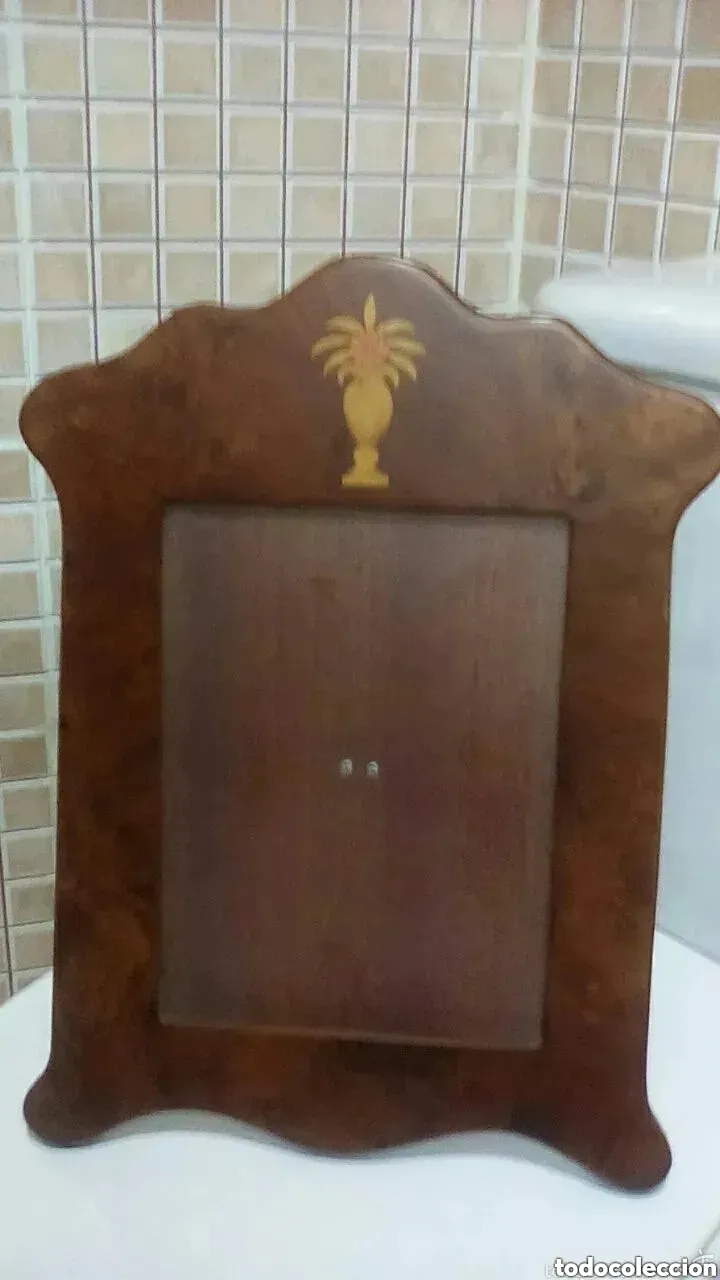 Vintage: PRECIOSO MARCO DE MADERA CON INCRUSTES DE MARQUETERIA 37x28