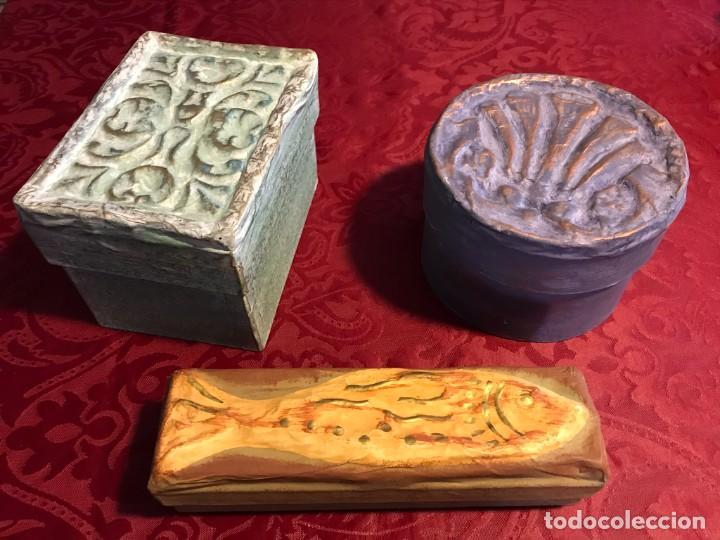 Vintage: PRECIOSO JUEGO DE 3 ORIGINALES CAJAS DECORATIVAS DE PAPEL MACH&Eacute;. CALIDAD. A ESTRENAR