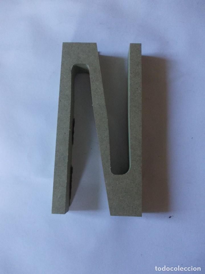 Vintage: Letra N para pintar 7 X15 cm - Foto 1