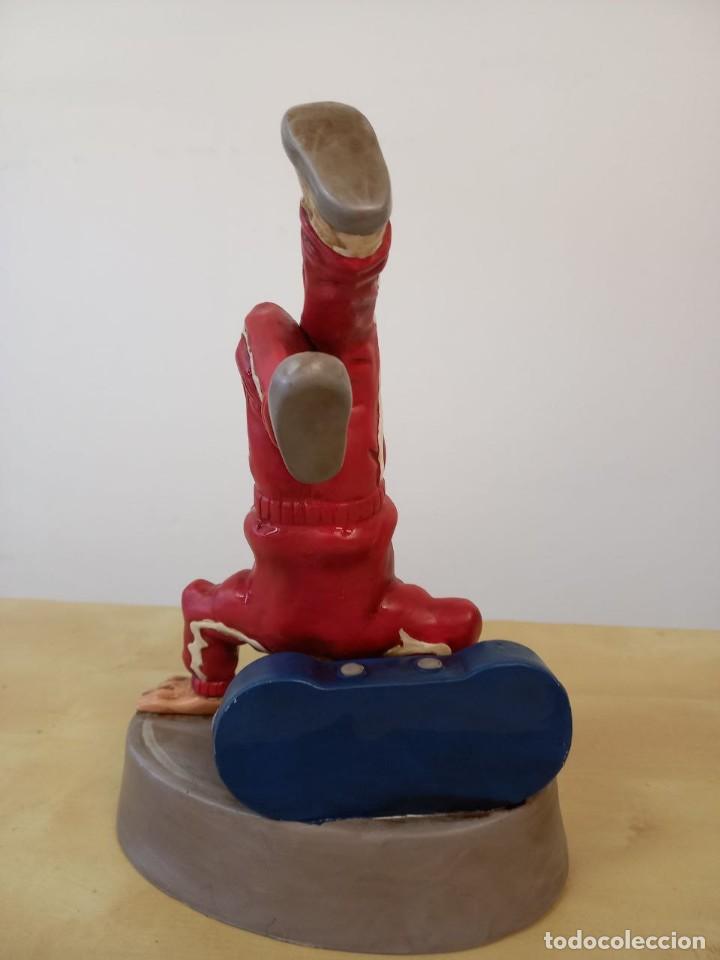 Vintage: FIGURA DE YESO DE LA MARCA SPOON. BAILARIN DE BREAK DANCE - Foto 2