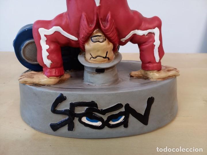 Vintage: FIGURA DE YESO DE LA MARCA SPOON. BAILARIN DE BREAK DANCE - Foto 3