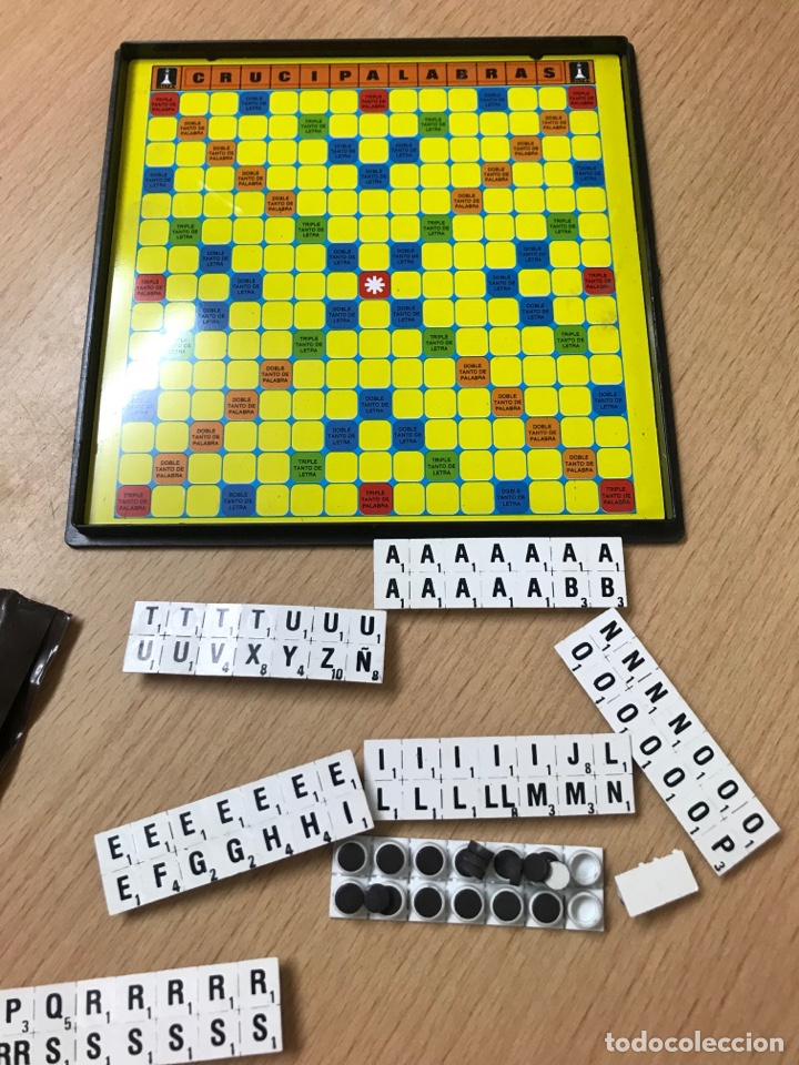 Vintage: Juego magn&eacute;tico crucipalabrA