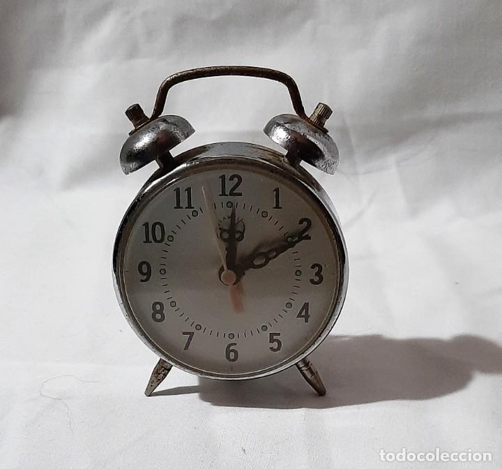 Vintage: Antiguo reloj de sobremesa - Foto 2