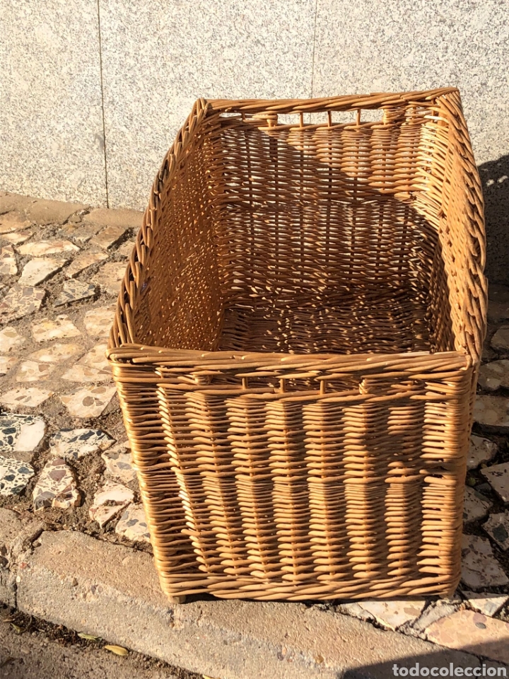 Vintage: Cesta de mimbre cuadrada con tapa - Foto 3