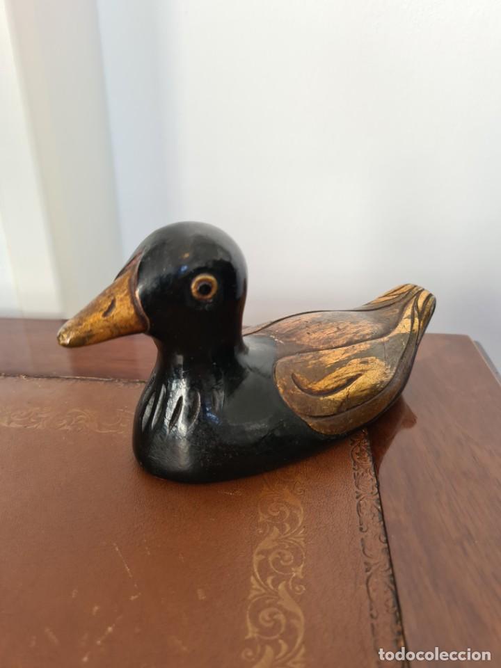 Vintage: PATO DE MADERA PINTADO - Foto 1