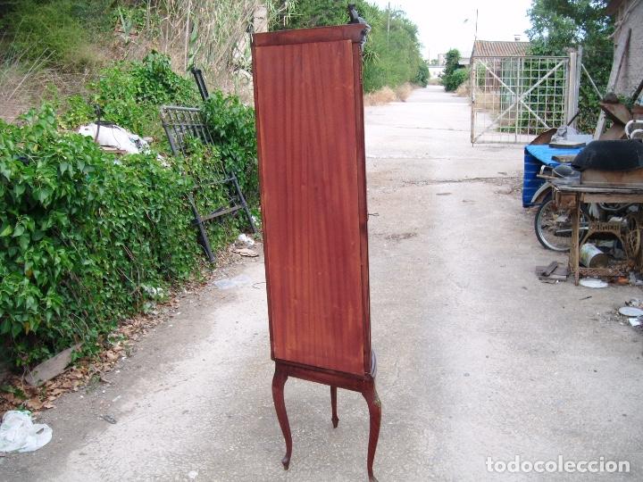 Vintage: Vitrina de madera - Foto 2