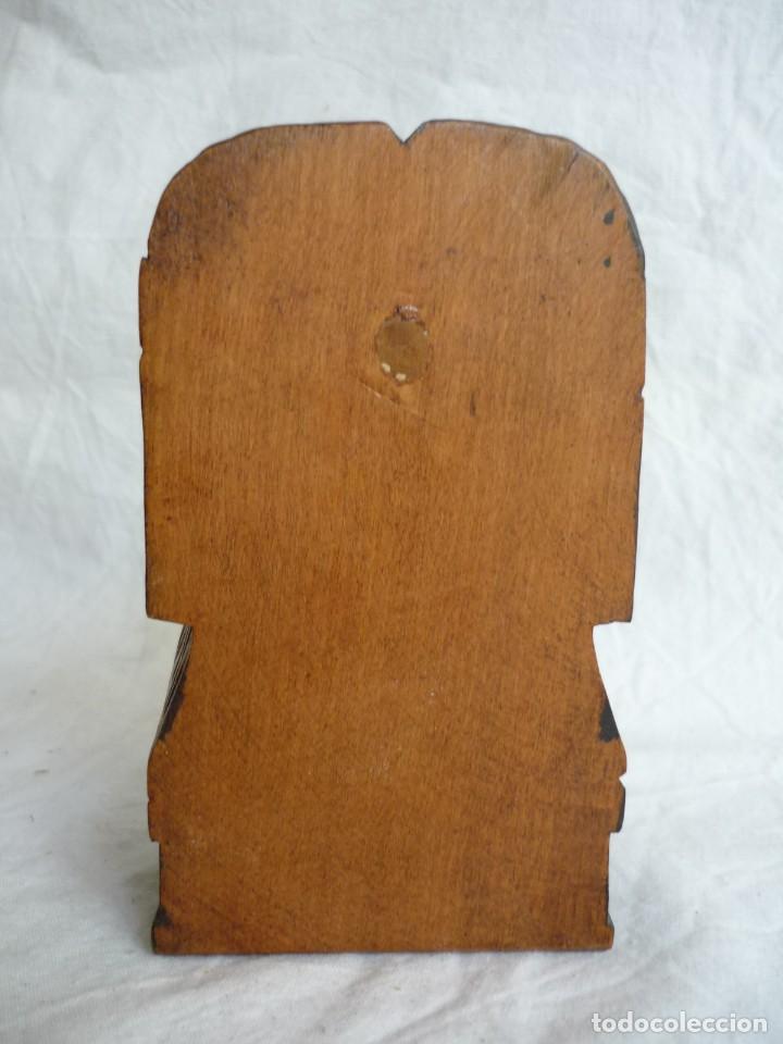Vintage: Simp&aacute;tica figura tallada en madera, Indio riendo - Foto 5