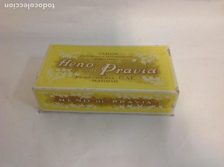 Vintage: Caja de cart&oacute;n estampado Heno de Pravia. A&ntilde;os 60