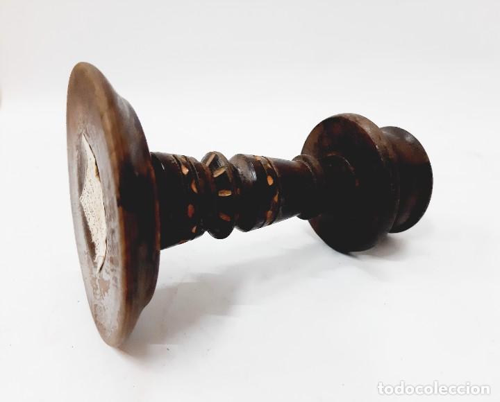 Vintage: Portavelas de madera antiguo - Foto 5