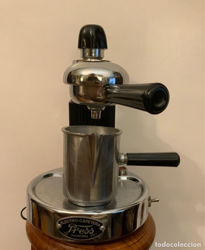 Vintage: ELECTRO CAFETERA PRESS 125V A&Ntilde;OS 50 - Foto 1