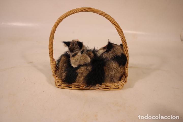 Vintage: cesta con gatos de peluche - Foto 4