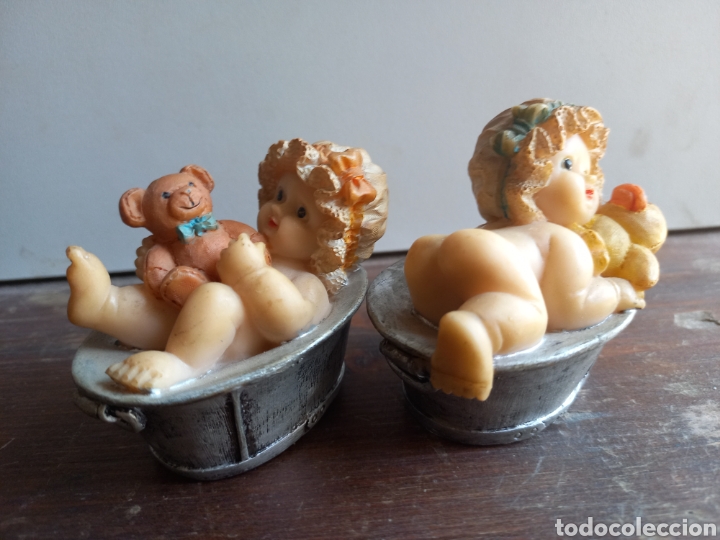 Vintage: Figuras vintage beb&eacute;s en cubo o barre&ntilde;o ba&ntilde;&aacute;ndose piezas de resina