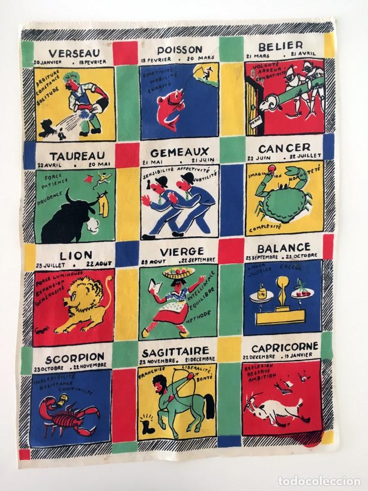 Vintage: TELA CON ILUSTRACI&Oacute;N HOR&Oacute;SCOPOS EN FRANC&Eacute;S - (FRANCIA)