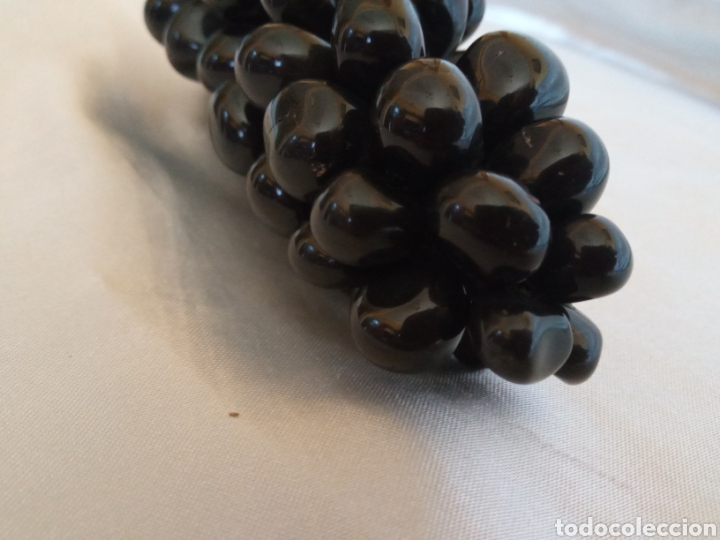 Vintage: Racimo de uvas en piedra onix negro. - Foto 4