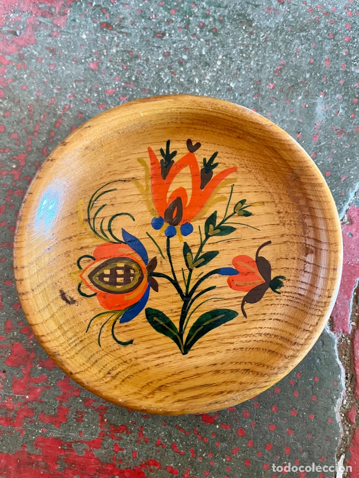 Vintage: Peque&ntilde;o plato de madera ruso pintado