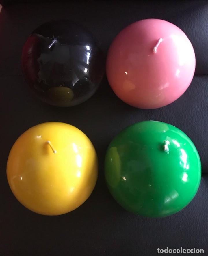 Vintage: GRUPO DE 4 PRECIOSAS VELAS DECORATIVAS. ESFERAS DE COLORES. LOTE 4. NUEVAS
