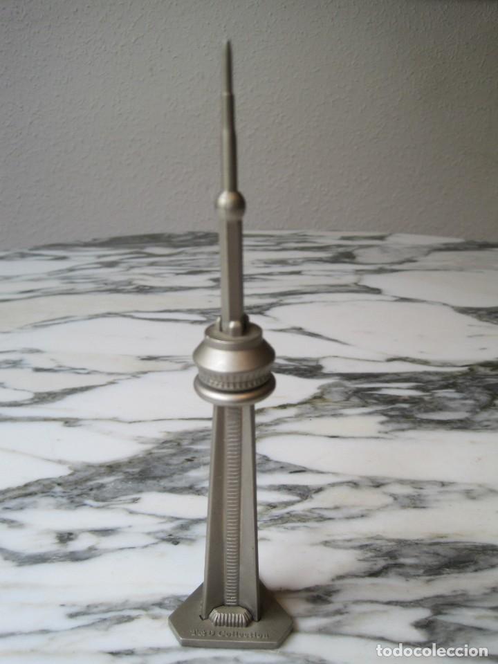 Vintage: FIGURA DE METAL - TORRE CN - TORONTO - T&D COLLECTION
