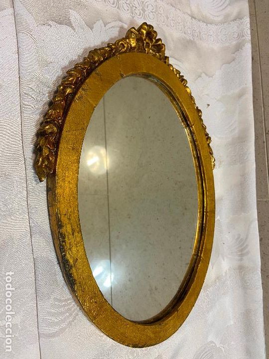 Vintage: 96.- Espejo cornucopia de madera y pan de oro - Foto 2