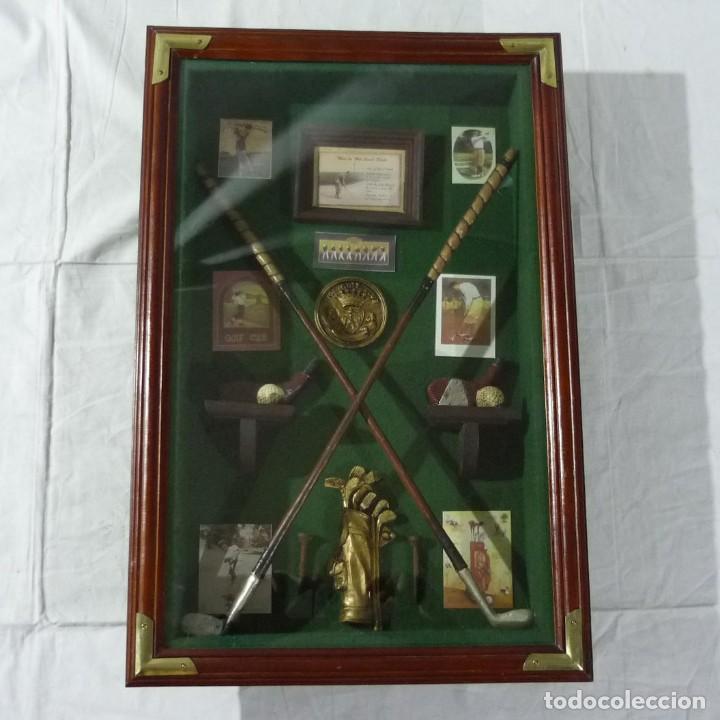 Vintage: Cuadro vitrina con objetos de golf - Foto 1