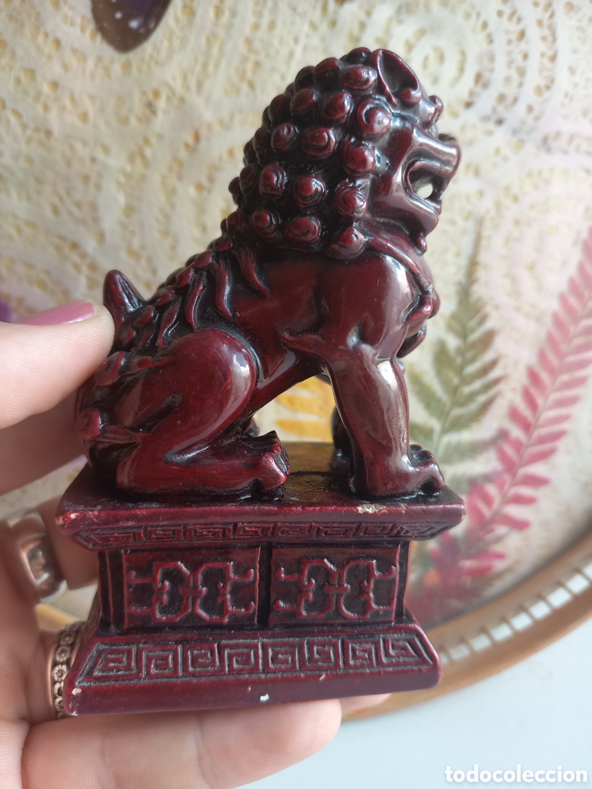 Vintage: FIGURA DE Perro foo en resina rojo China a&ntilde;os 70 granate