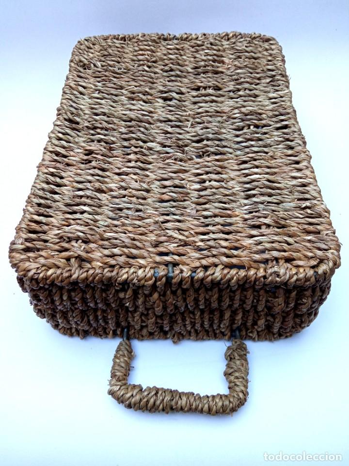 Vintage: Peque&ntilde;a cesta rectangular en rat&aacute;n - Foto 6
