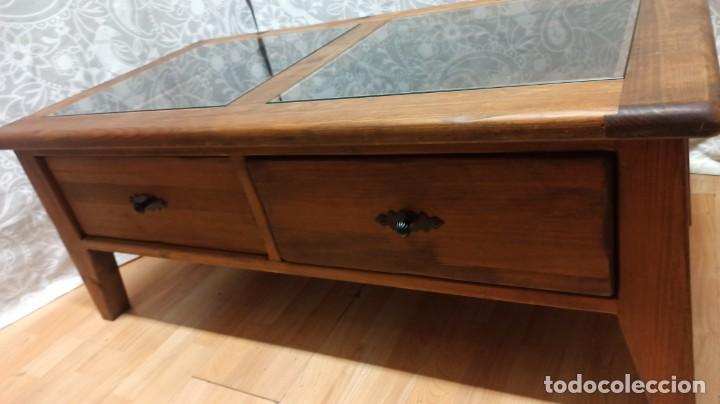 Vintage: MESA MADERA MACIZA CON DOS CAJONES Y CRISTAL - Foto 4