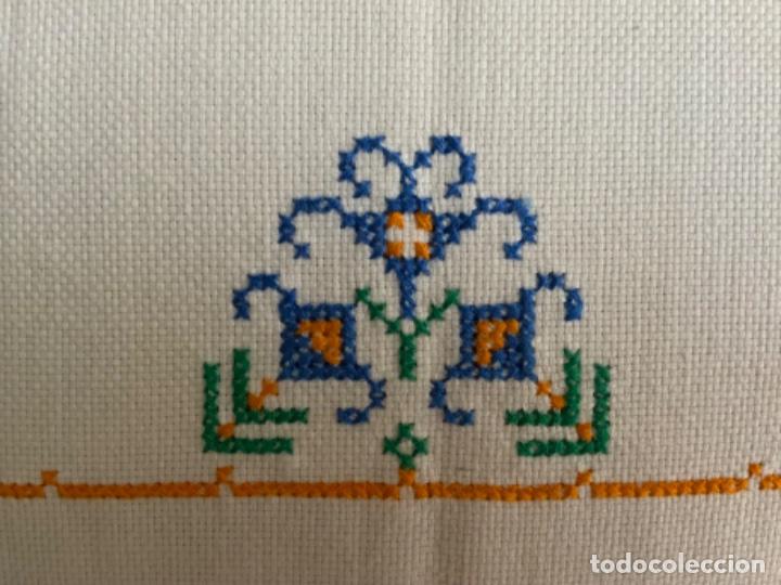 Vintage: ANTIGUO MANTEL BORDADO A MANO - Foto 11