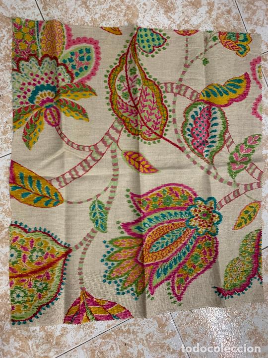 Vintage: Peque&ntilde;o retal de tela, ideal patchwork, neceser, eopa mu&ntilde;ecas&hellip;&hellip;.60x54cms - Foto 1