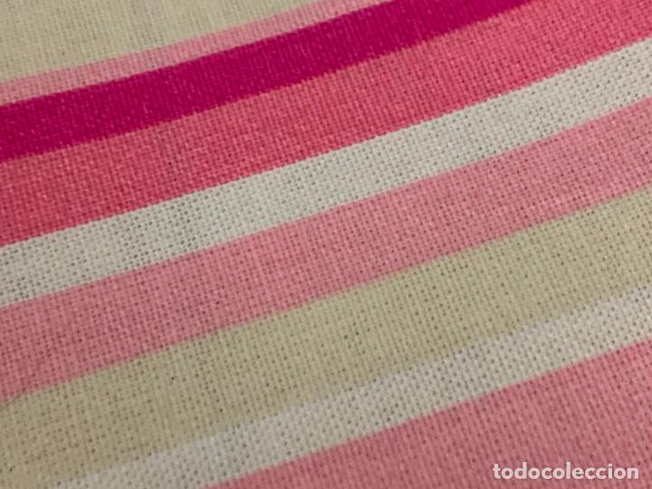 Vintage: Preciosa pieza de tela, ideal patchwork, neceser, eopa mu&ntilde;ecas&hellip;&hellip;.110x85cms - Foto 5