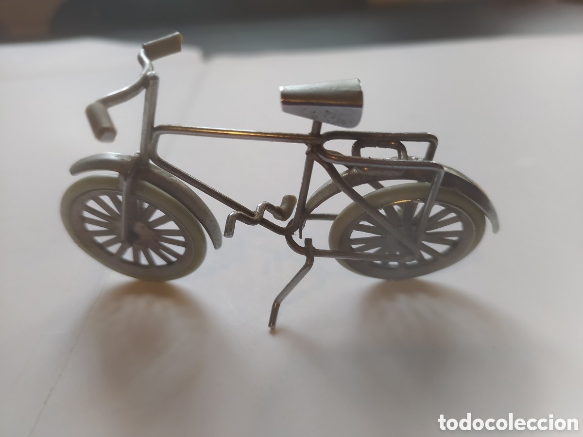 Vintage: Bicicleta met&aacute;lica