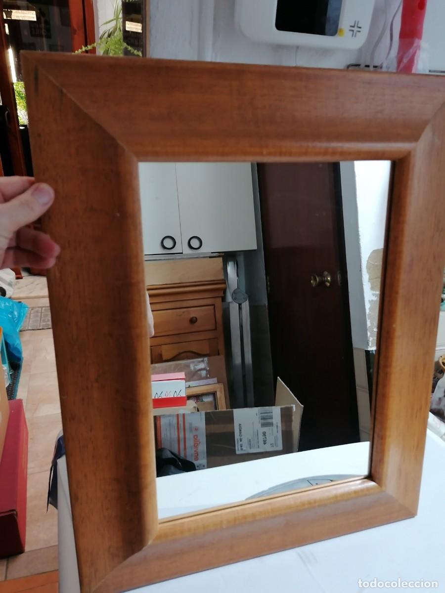 Vintage: Espejo marc&oacute; de madera. - Foto 2
