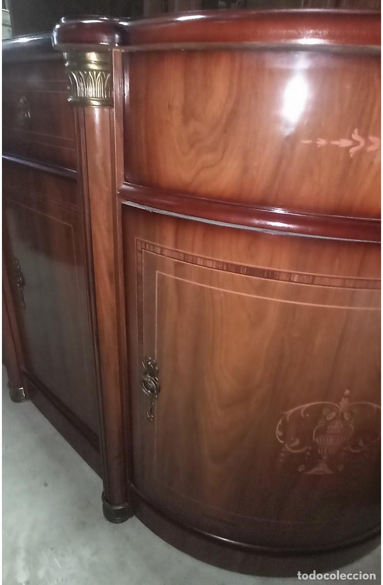 Vintage: APARADOR CL&Aacute;SICO DE MADERA - Foto 1