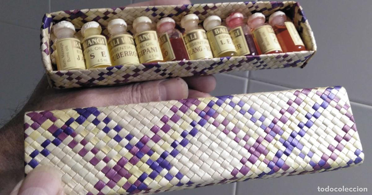 Vintage: Esencias Vintage en Cesta Hecha a Mano de Junco y Esparto de Java, Indonesia - Foto 1