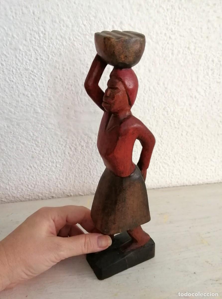 Vintage: FIGURA MUJER AFRICANA TALLLADA EN MADERA - Foto 3