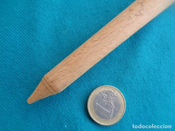 Vintage: COLEGIO. ANTIGUO COMP&Aacute;S DE MADERA PARA PIZARRA - Foto 2