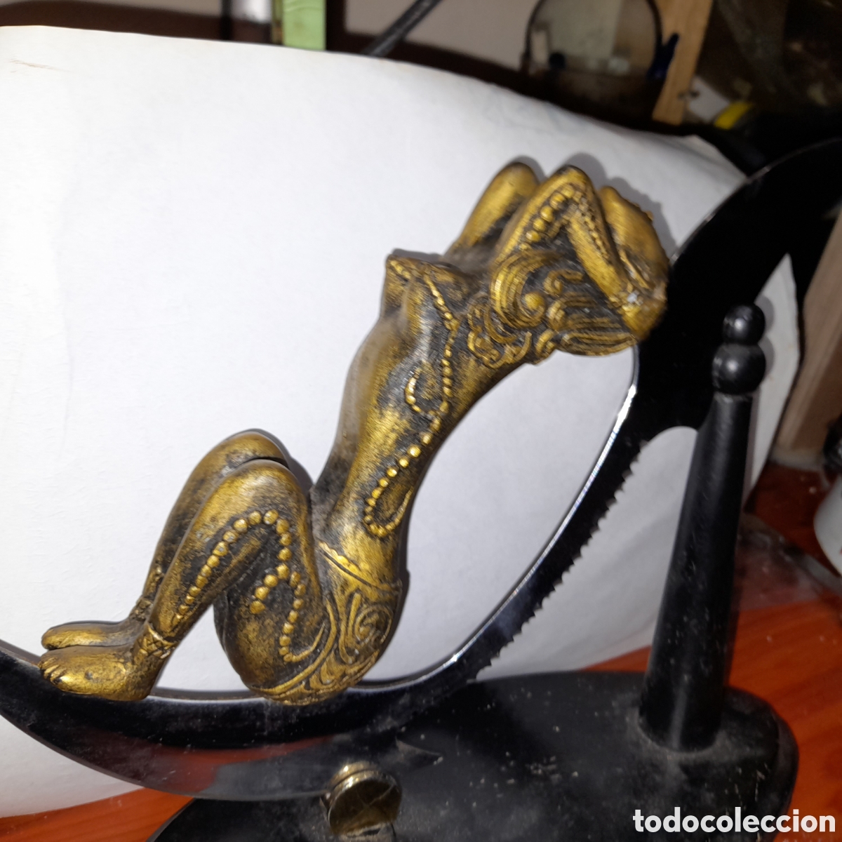 Vintage: Cuchillo decorativo sobre base de madera - Foto 4