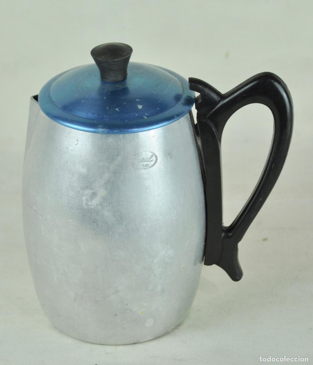 Vintage: Jarra en aluminio tapa azul - Foto 3