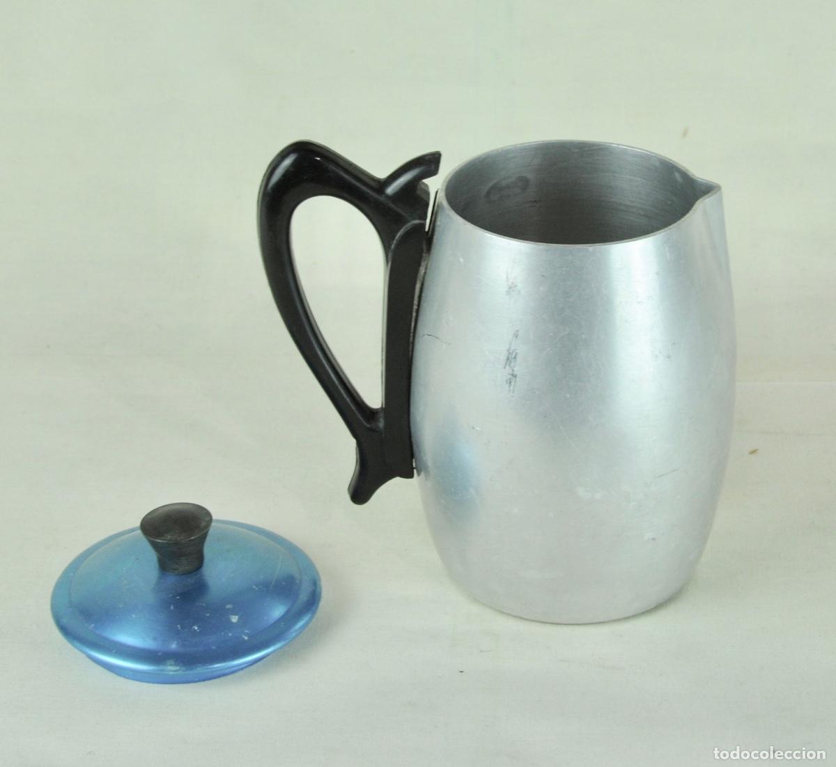 Vintage: Jarra en aluminio tapa azul - Foto 5