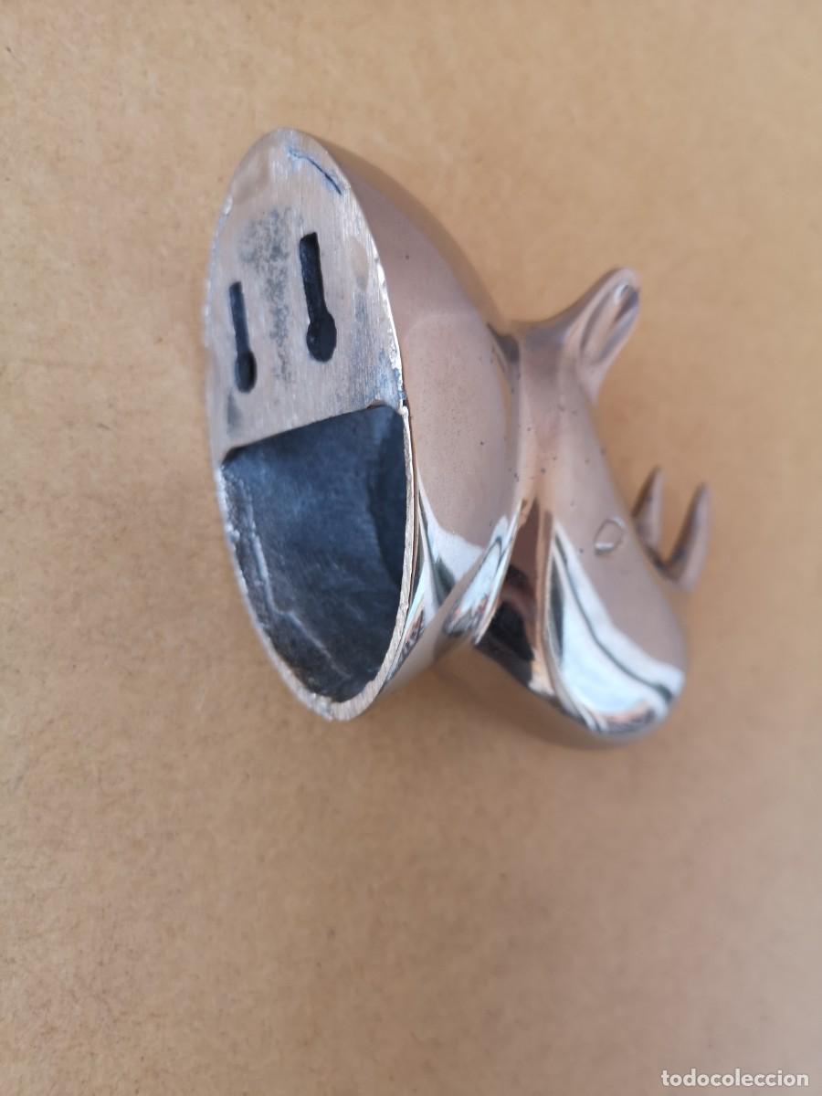 Vintage: CABEZA DE RINOCERONTE EN METAL. - Foto 2
