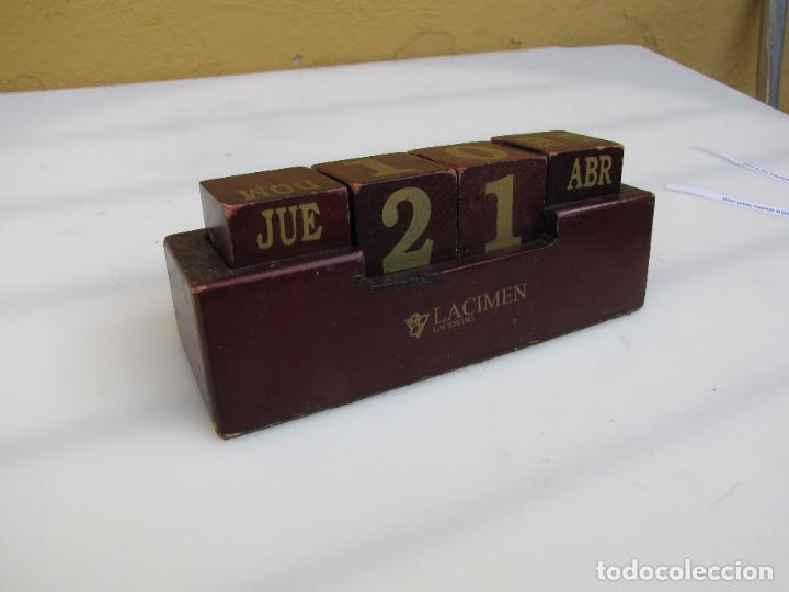 Vintage: 55.- Calendario despacho de dados de madera. Publicidad Lacimen. Lacidipino