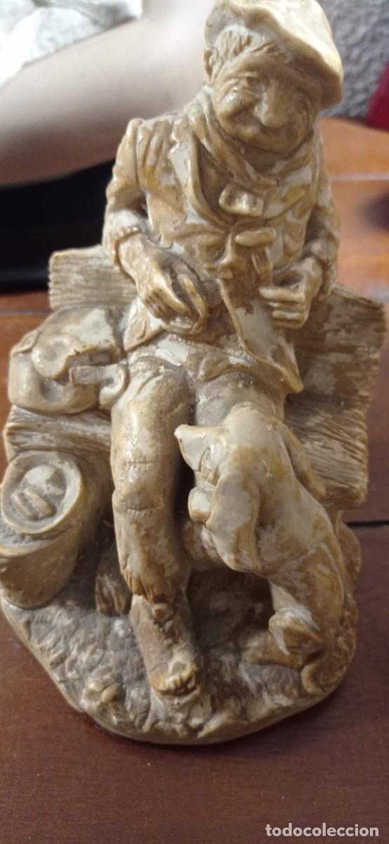 Vintage: ANTIGUA FIGURA VAGABUNDO , PESA DESCONOZCO MATERIAL POSIBLE RESINA
