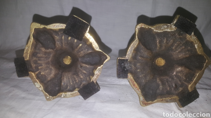 Vintage: JUEGO DE PEQUE&Ntilde;OS CANDELABROS DE BRONCE - Foto 5