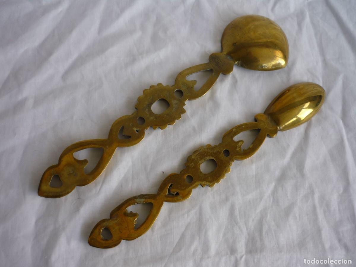 Vintage: Pareja de cucharas cucharones de bronce - Foto 8