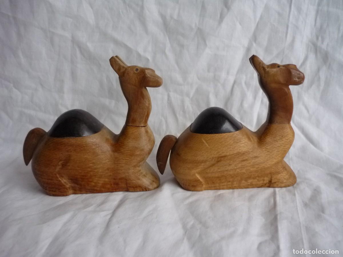 Vintage: Pareja de dromedarios tallados en madera - Foto 4
