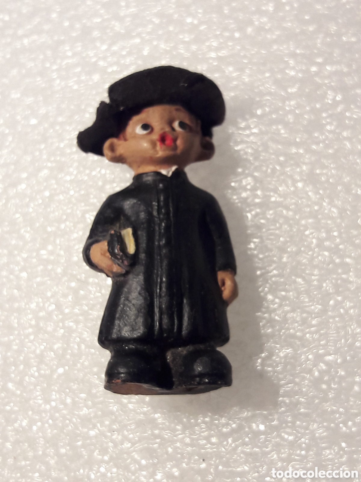 Vintage: FIGURITA CURA SACERDOTE EN BARRO TERRACOTA, MEDIDA ALTO 5,5 CM.